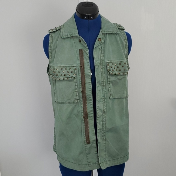 Upcycled hand painted punk vest - Picture 4 of 7